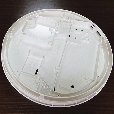 Bộ phận điện tử bằng nhựa có lỗ đơn Chụp đèn đúc khuôn Nắp dưới ISO9001